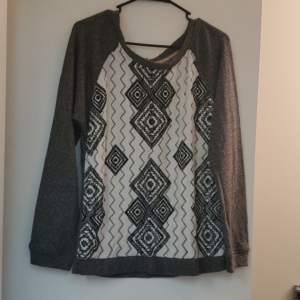 Women's shirt